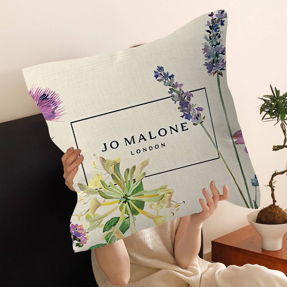 J-Jo M-Malone L-LOGO Kussenhoe - Home Textiles Logo recensie en prijs